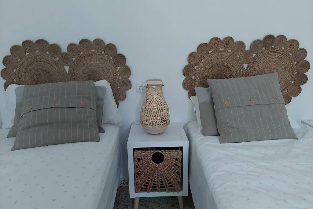 La Huerta Del Castillo Con Su Caz De Agua - Enjoy Life & Relax Castillo de Locubin Holiday home